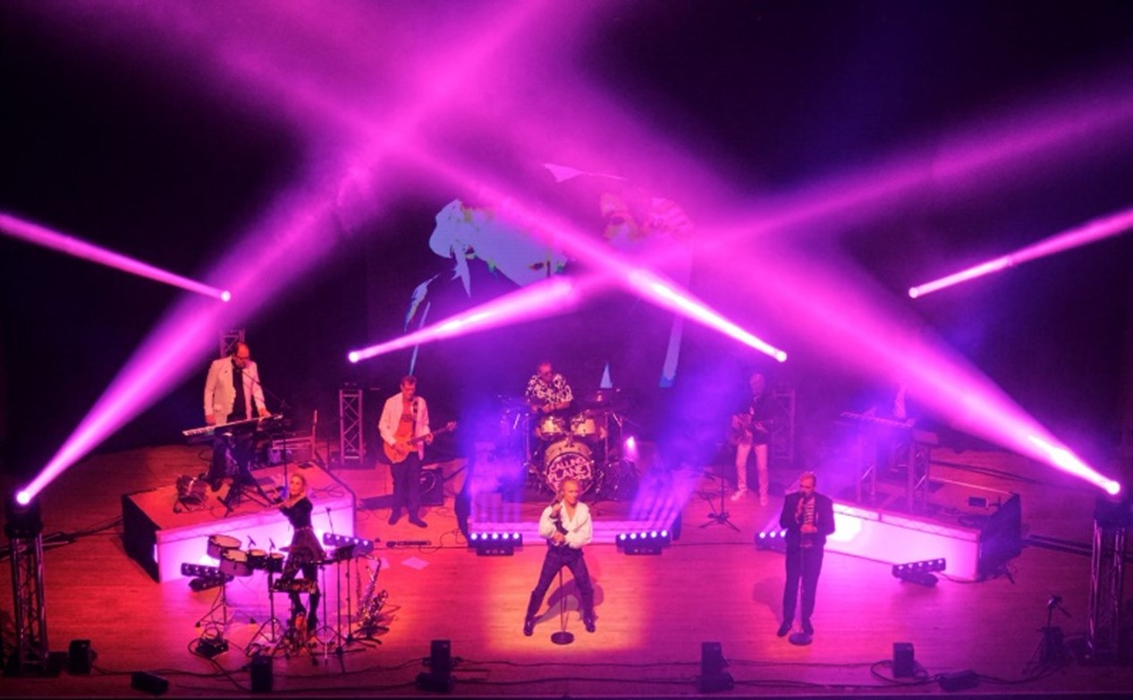 Illuminate the stage 1